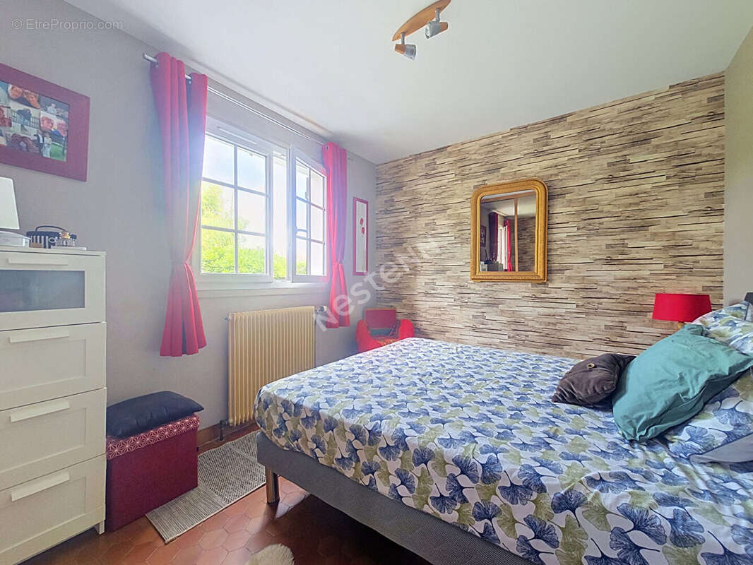 Maison à CHAUMONTEL