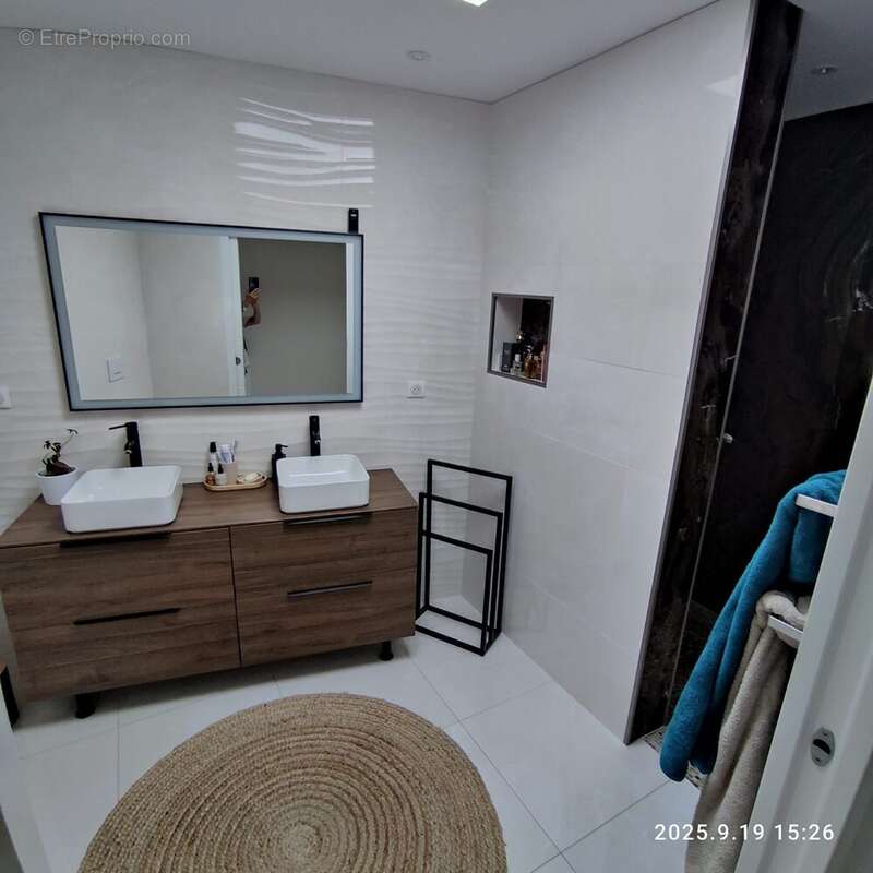 Maison à PAREMPUYRE