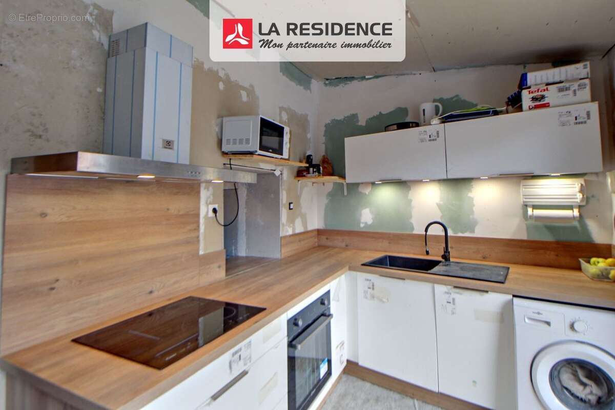 Maison à LA CHAPELLE-REANVILLE