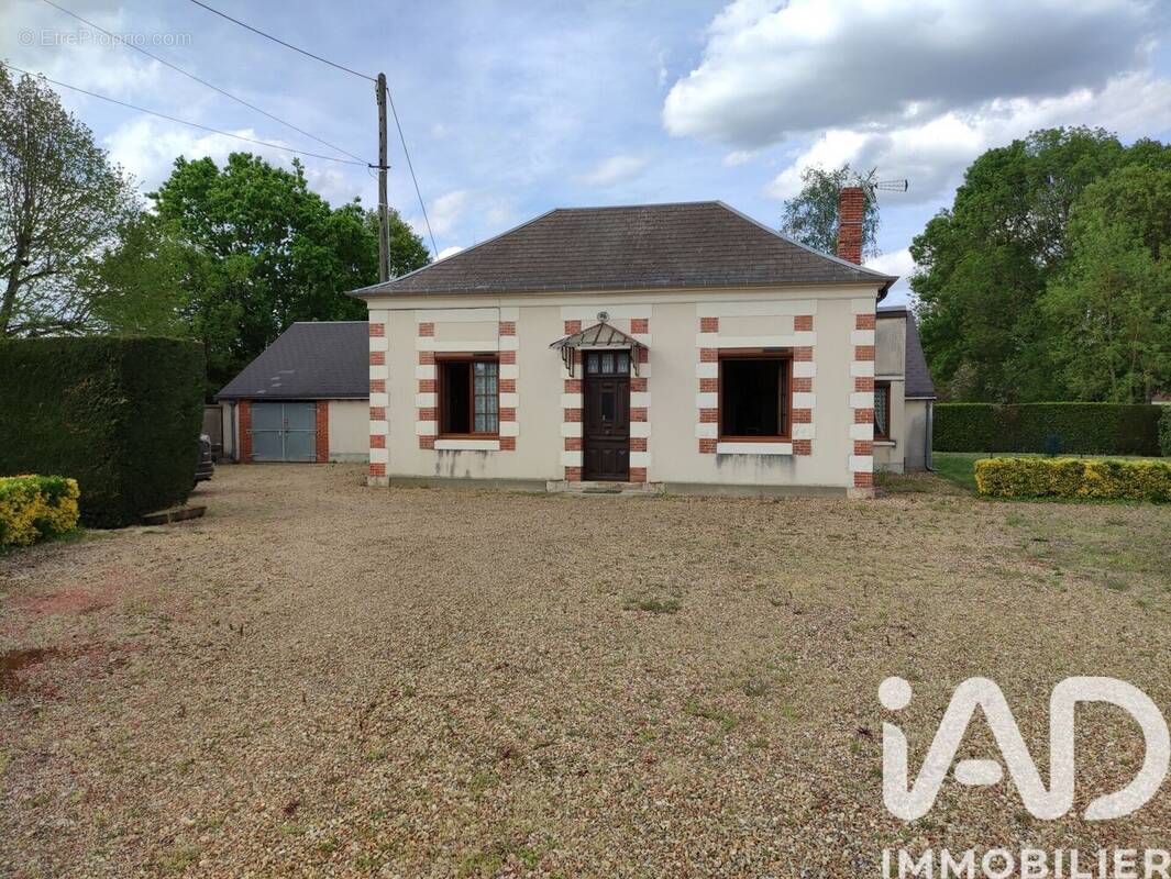 Photo 1 - Maison à LA FLECHE