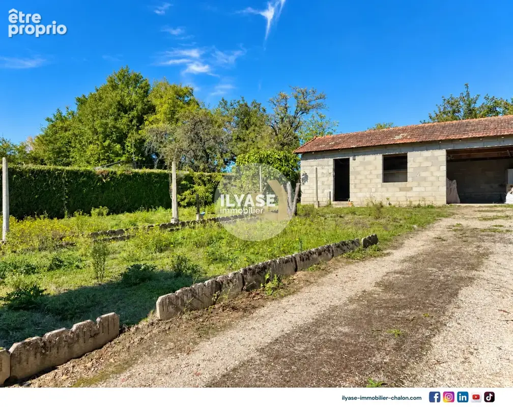 Maison avec 5 chambres, 2 salles d’eau et terrain de 1 358 m2 - photo 18