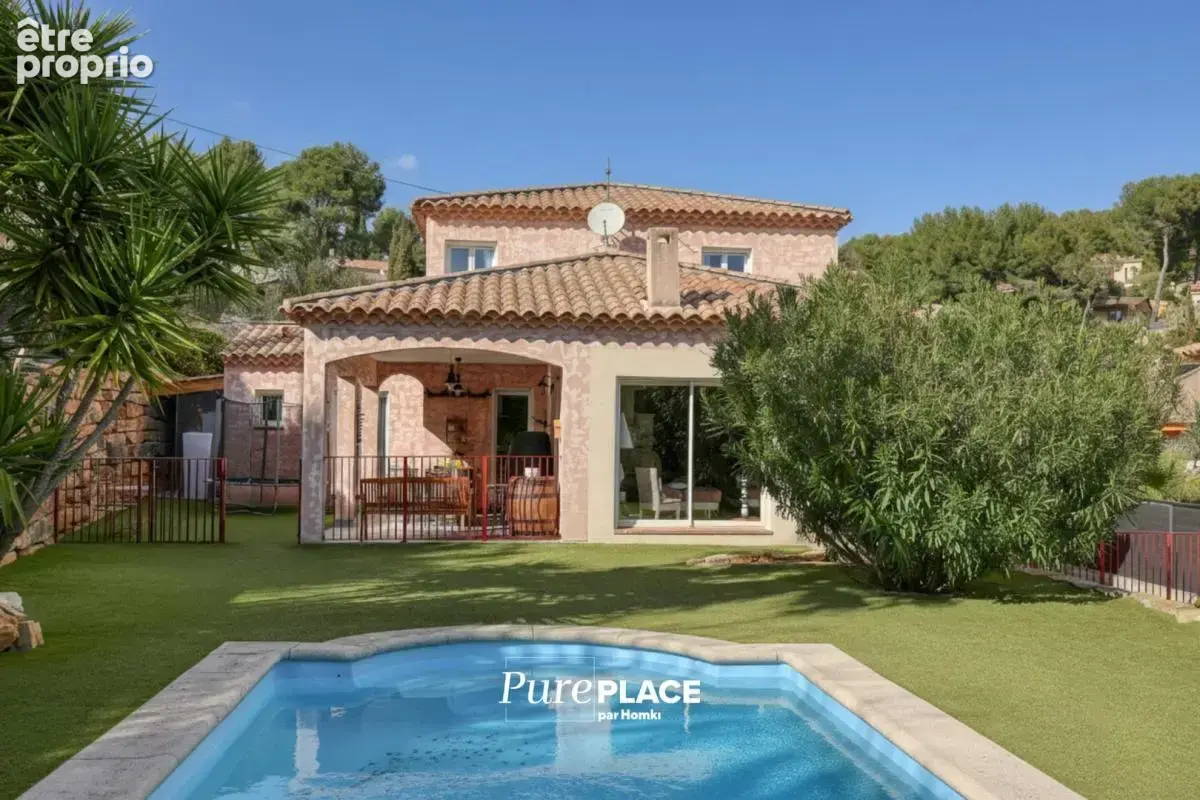 Maison/Villa T5 de 143 m² à La Cadière-d'Azur 83740 - photo 3