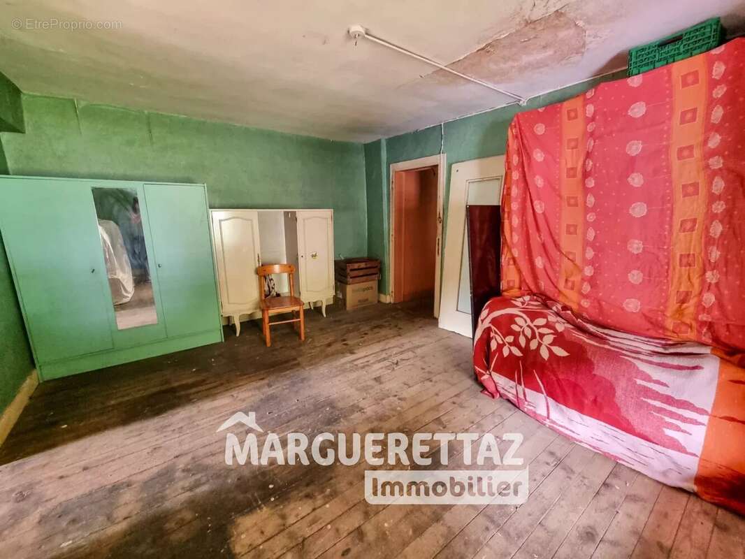 Maison à SAINT-JEOIRE