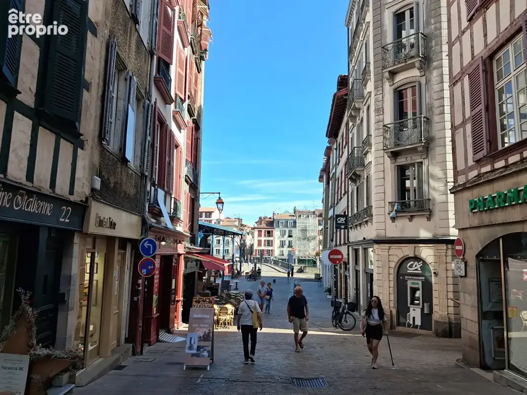T1 bis  - Centre historique de Bayonne - photo 3