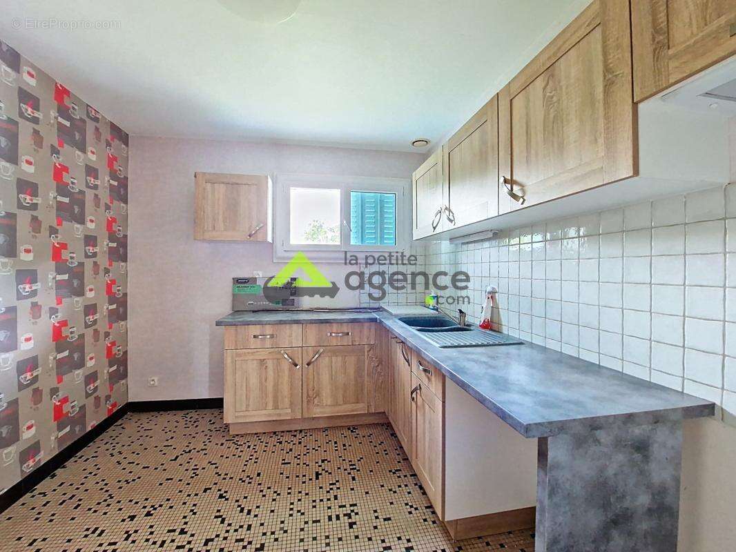 Maison à SAINT-FIEL