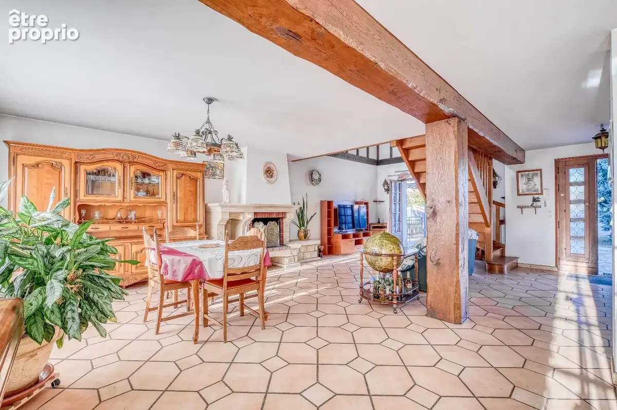 Christophe Michaudelle – CAPIFRANCE vous propose à Meaux : vivable de plain pied - DPE en D - 5 pièces - 155 m² - 3 chambres (4è - photo 6