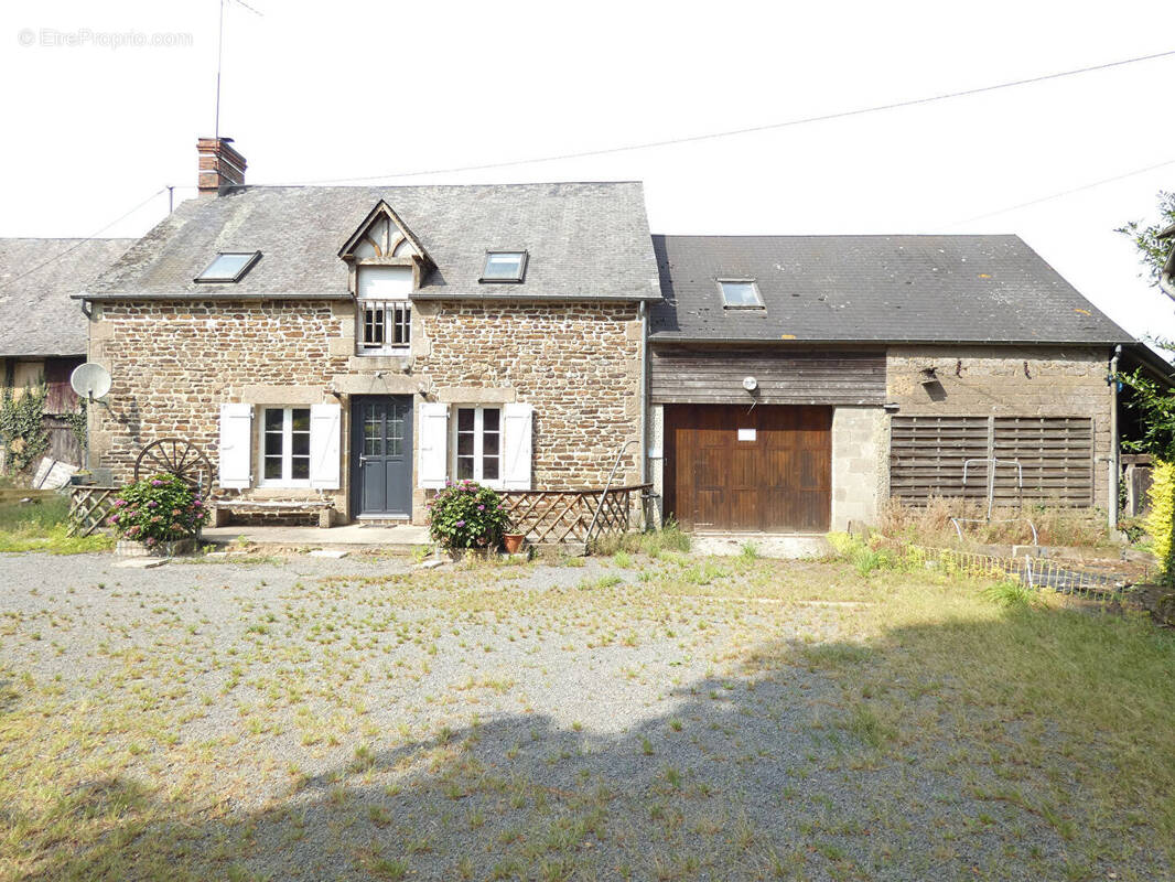 Maison à MOULINES