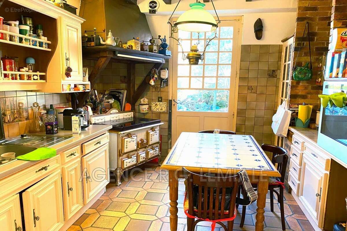 Maison à MAISONS-LAFFITTE