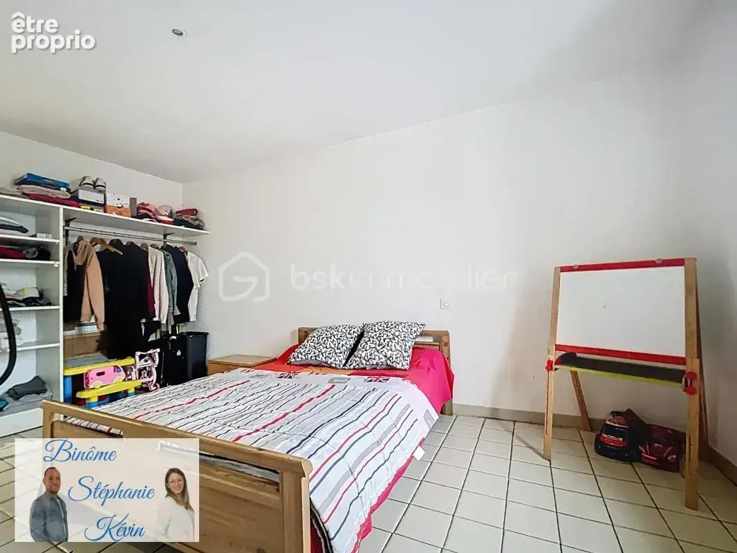  EXCLUSIVITÉ – Au cœur du village, avec toutes les commodités à pied : découvrez cet appartement T3 - photo 8