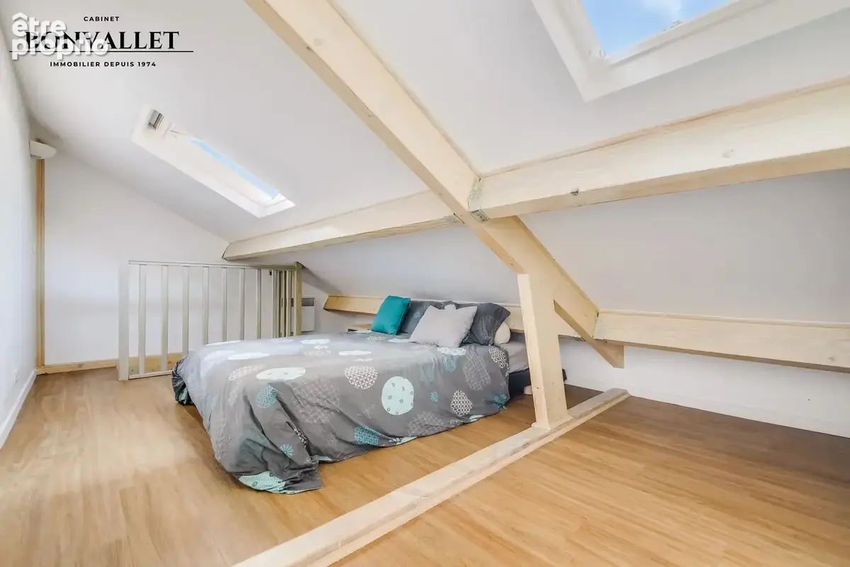 Charmant 2 pièces en duplex sur cour – dernier étage avec ascenseur - photo 7