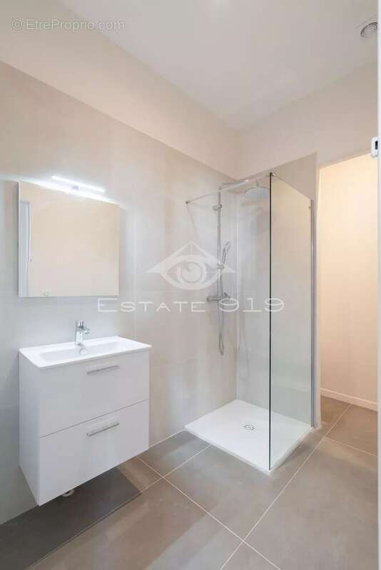 Appartement à MARSEILLE-7E