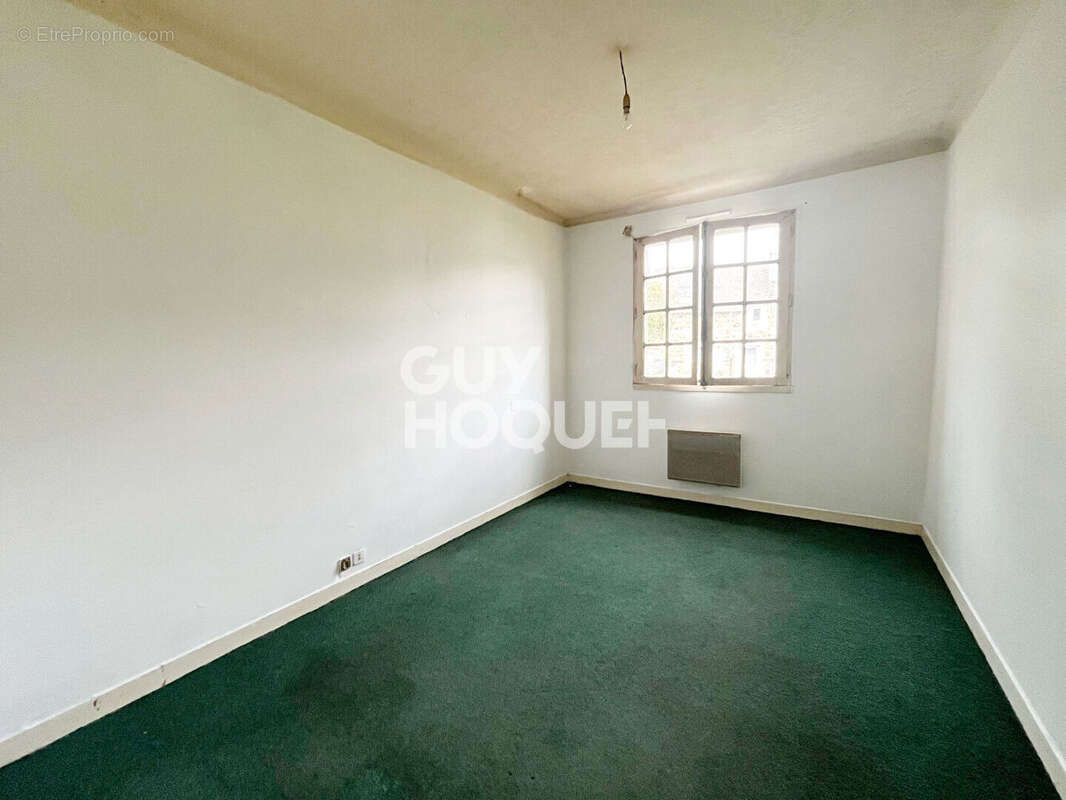 Maison à SAINT-JOUAN-DE-L&#039;ISLE