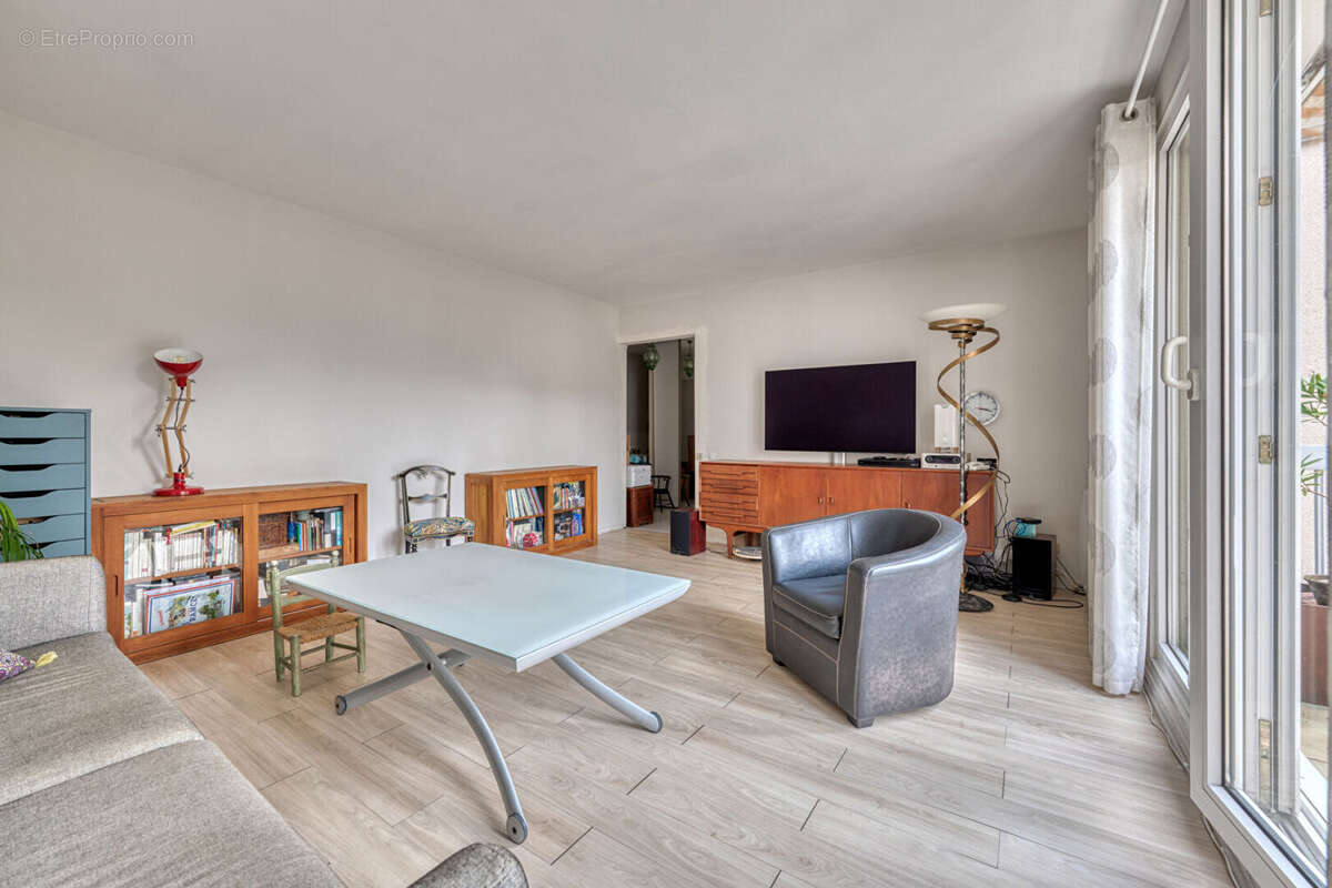 Appartement à YERRES