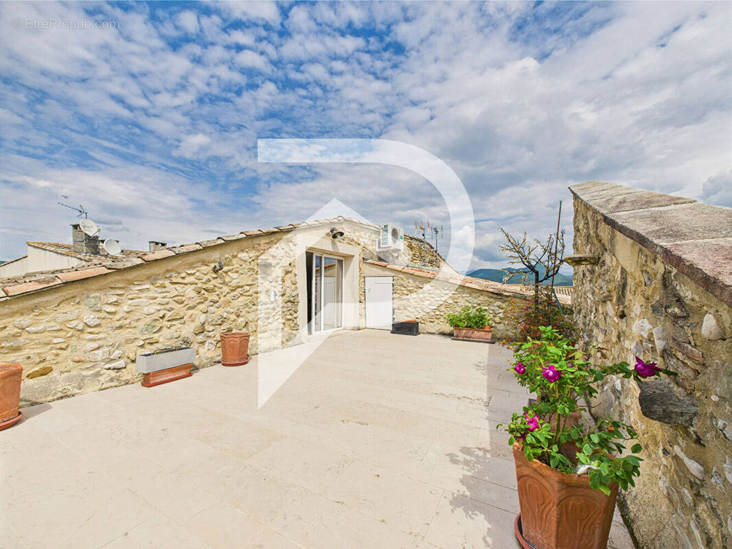 Maison à CLEON-D&#039;ANDRAN