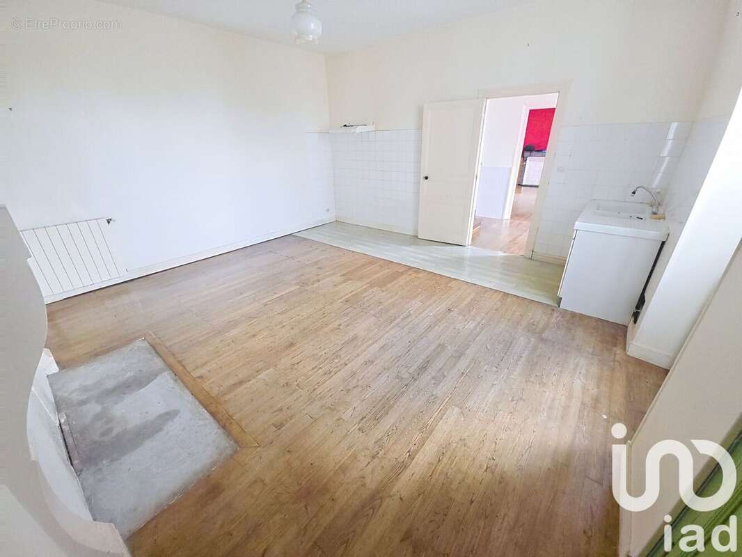 Maison 129 m² à Feuillade  - photo 8