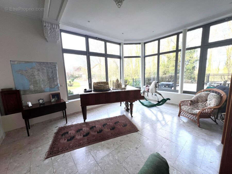 Maison à SAINT-AMAND-LES-EAUX