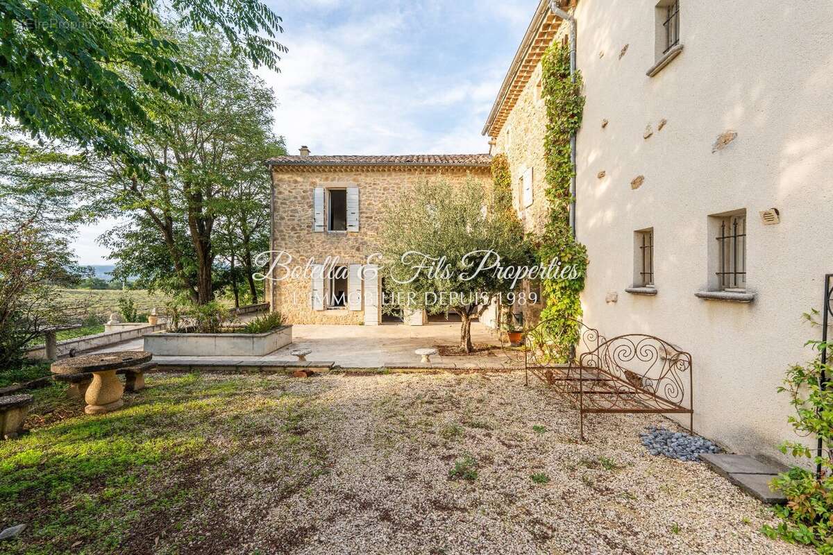 Mas provençal et lavandes - photo 5