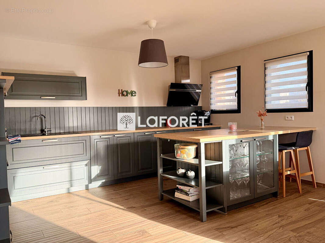 Maison à PERONNE-EN-MELANTOIS