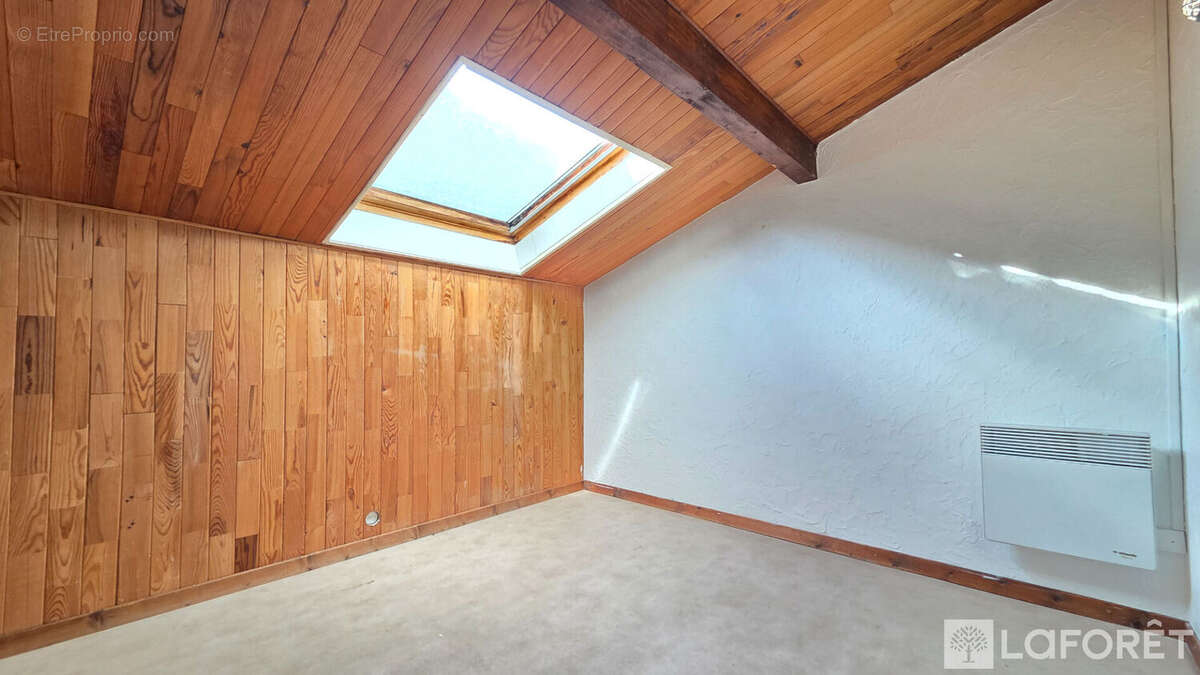 Appartement à GRANGES-NARBOZ