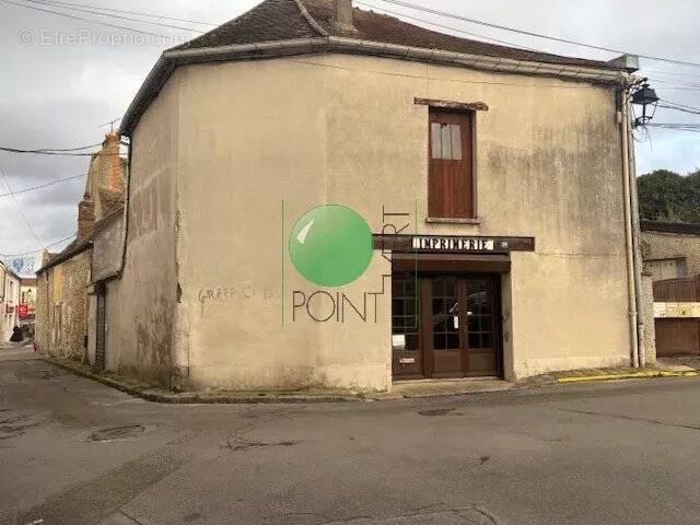 Commerce à LA FERTE-ALAIS