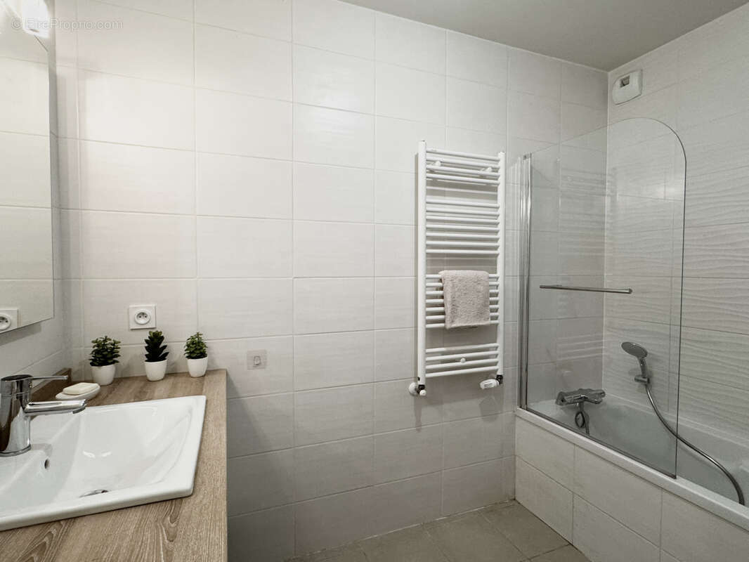 Appartement à TASSIN-LA-DEMI-LUNE