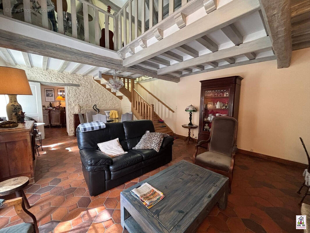 Maison à BREUIL-LE-SEC