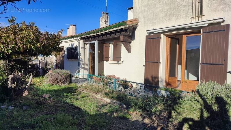 Maison à CAZILHAC