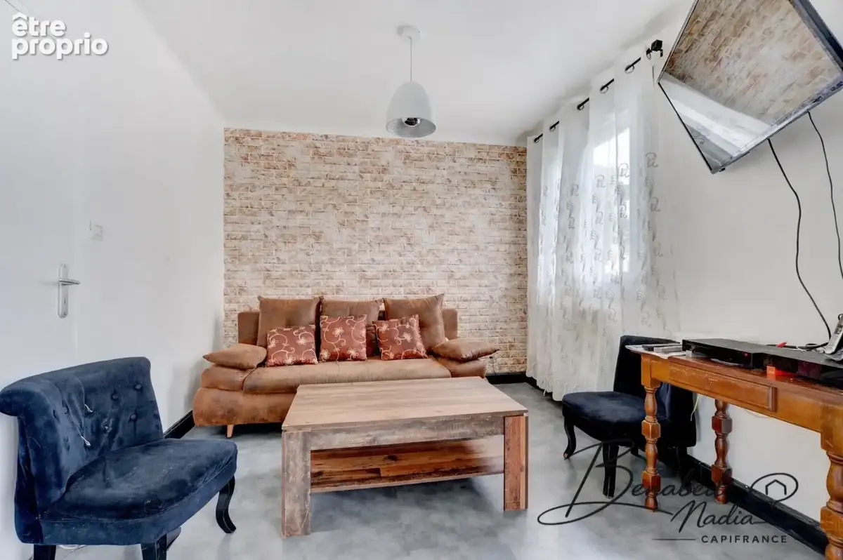 Maison familiale de 150 m² avec beau terrain de plus de 1 000 m² – Quartier Champ Plantier à Feyzin - photo 3