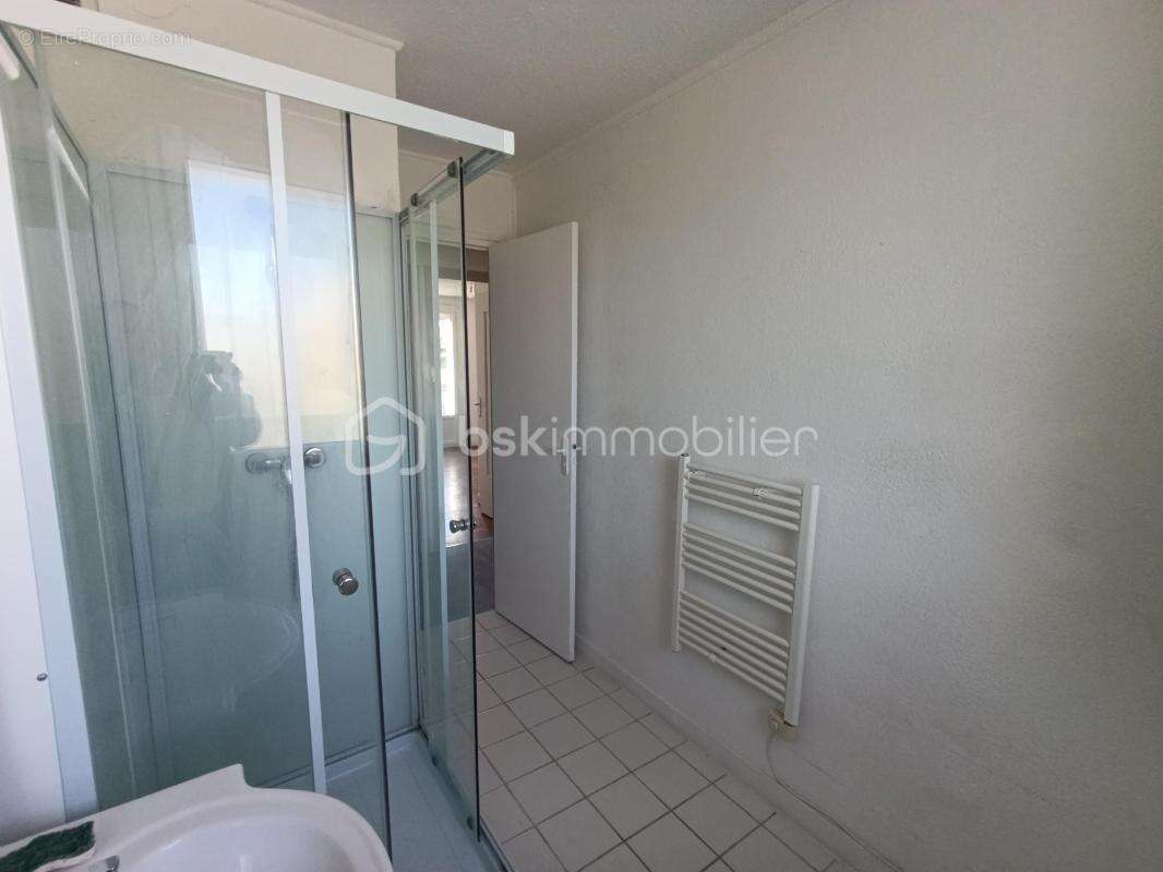 Appartement à RIVES