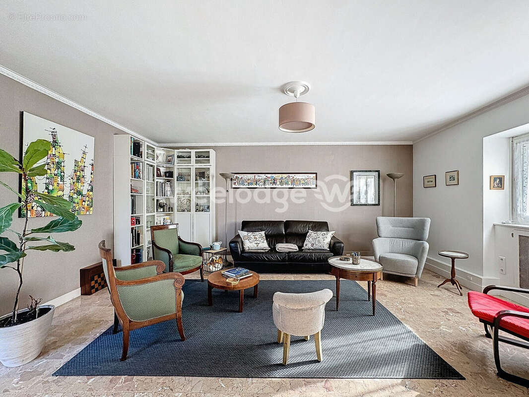 Maison à MAURECOURT