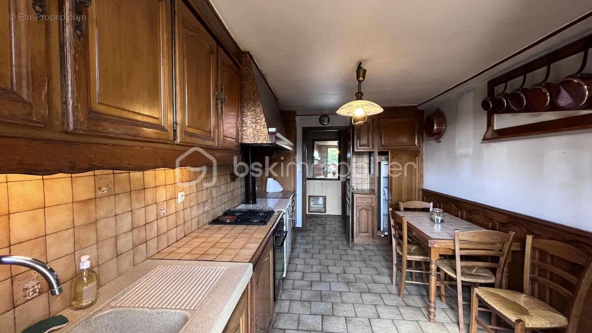 Maison en pierre 110 m² - 4 chambres - Terrain 1 835 m² - Hautefort  149 900 € FAI - photo 8