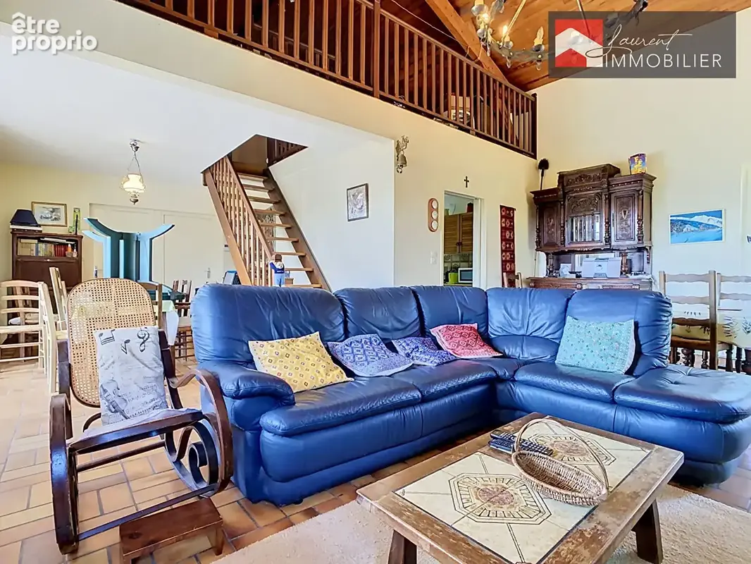 EXCLUSIVITE: Propriété familiale de charme à LACROST - photo 4