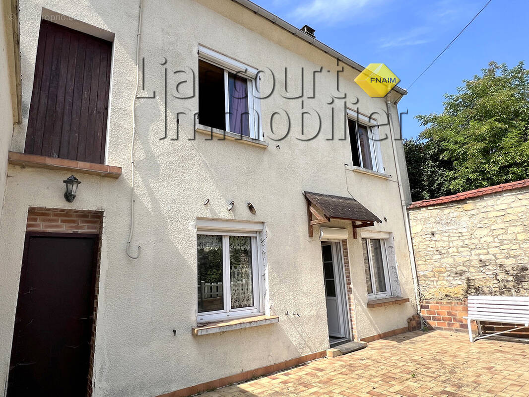 Maison à LIANCOURT
