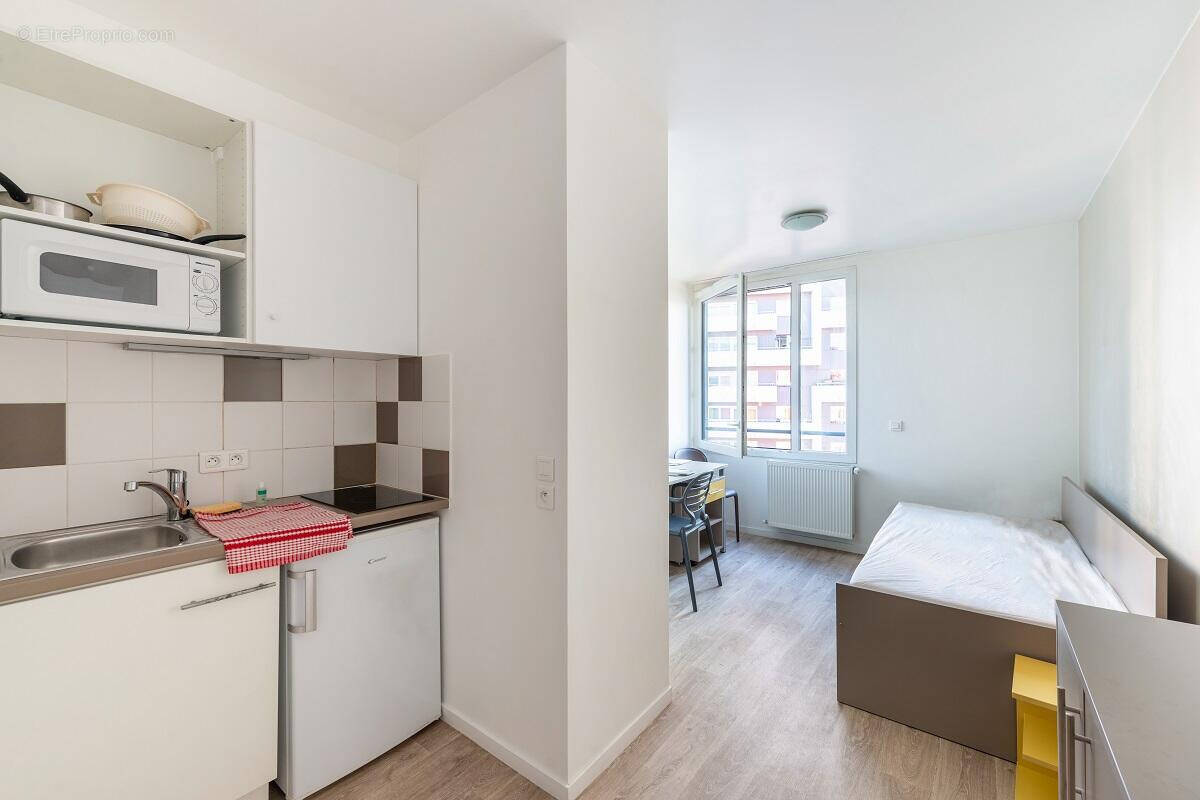 Appartement à PARIS-19E