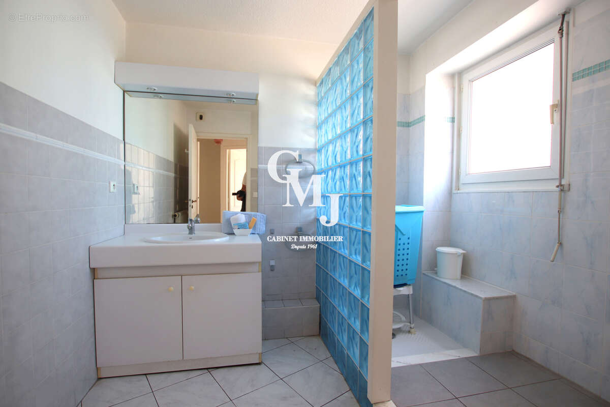 Appartement à SAINT-RAPHAEL