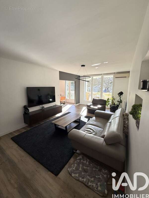 Photo 2 - Appartement à LONS