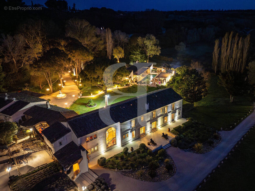Maison à MAUSSANE-LES-ALPILLES