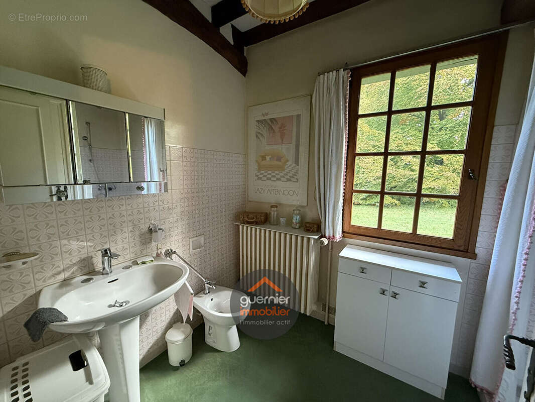 Maison à NEUFCHATEL-EN-BRAY