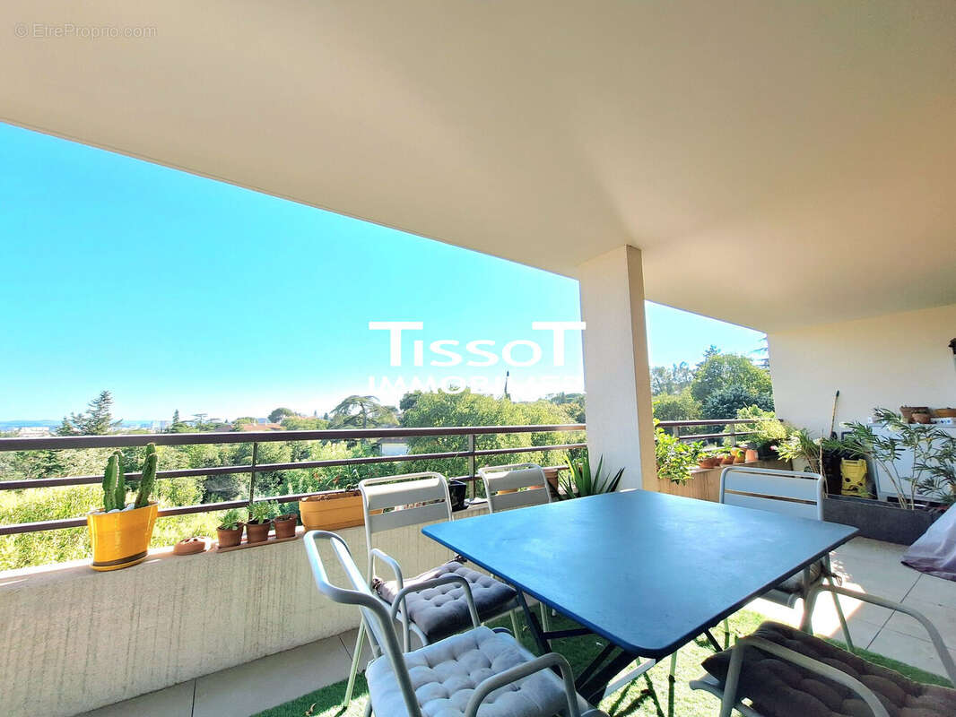 Appartement 132 m² à Nimes  - photo 2