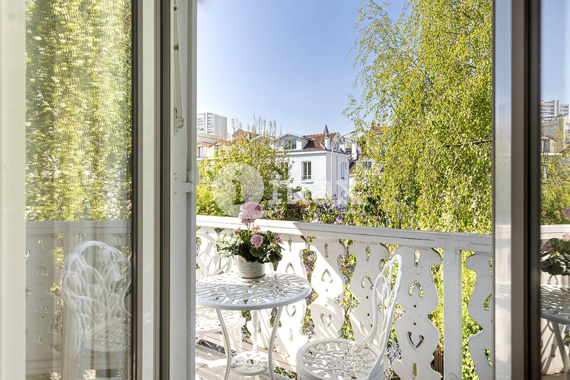 Maison à COURBEVOIE