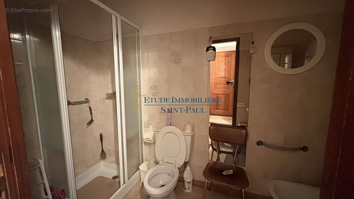 Maison 135 m² à Saint-Saturnin-De-Lucian  - photo 5