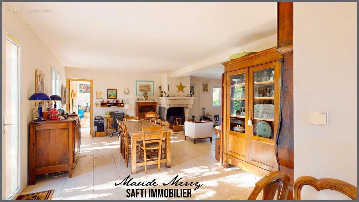 Maison 170 m² à La Roquebrussanne  - photo 8