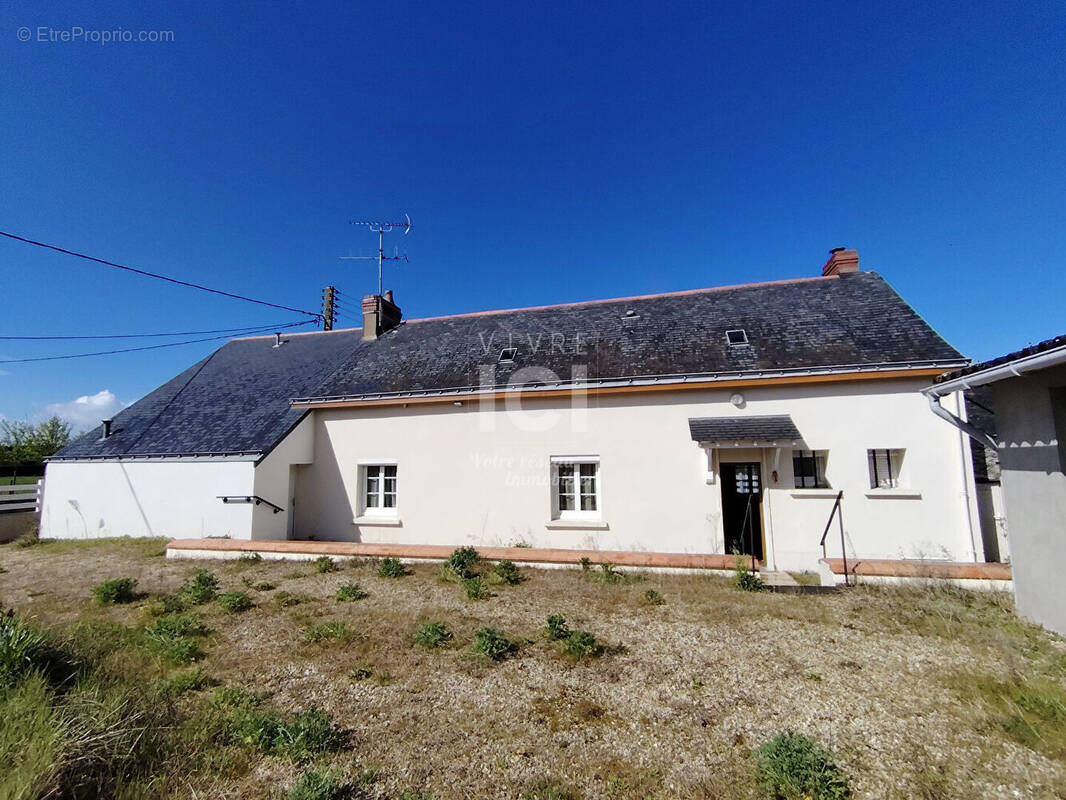 Maison à SAINT-MATHURIN-SUR-LOIRE