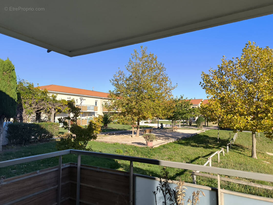 Appartement à SAINT-LAURENT-DE-LA-SALANQUE