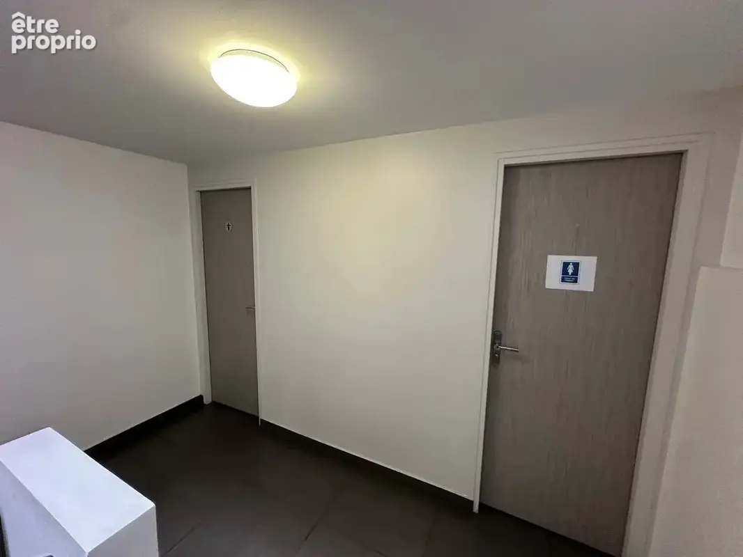 Locaux commercial Villiers Sur Marne 179m2 - photo 16