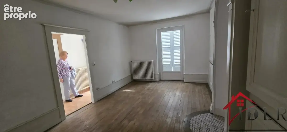 SALINS LES BAINS, Centre-Ville . Immeuble de rapport  289 m2 - photo 15