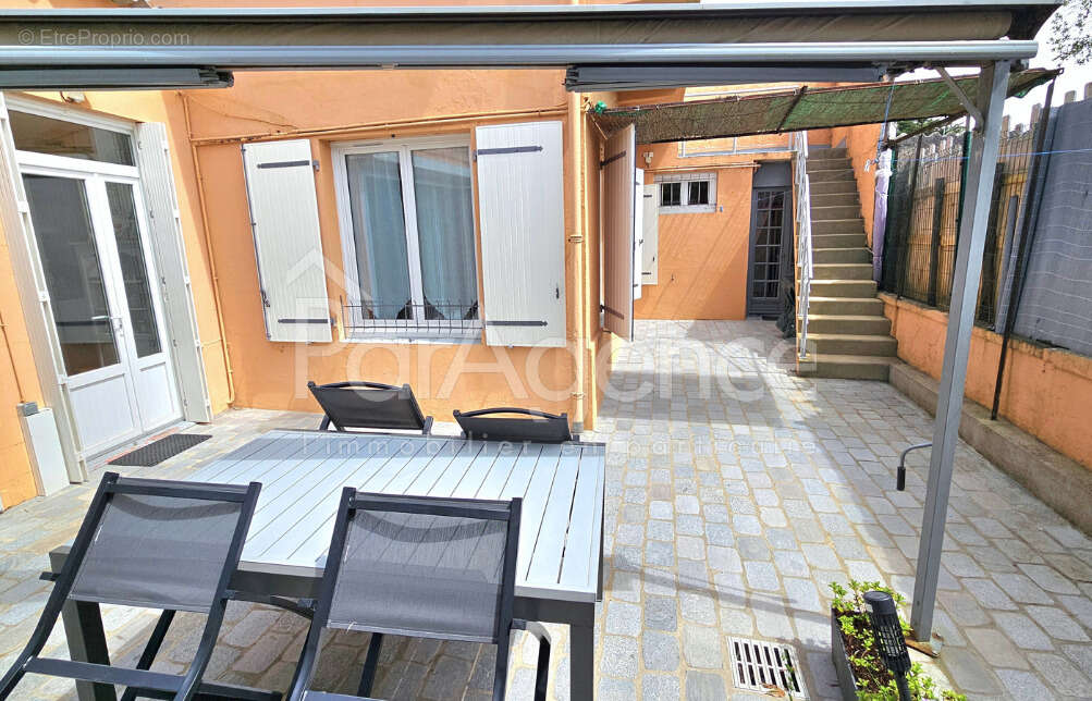 Maison à SAINT-GEORGES-DE-DIDONNE