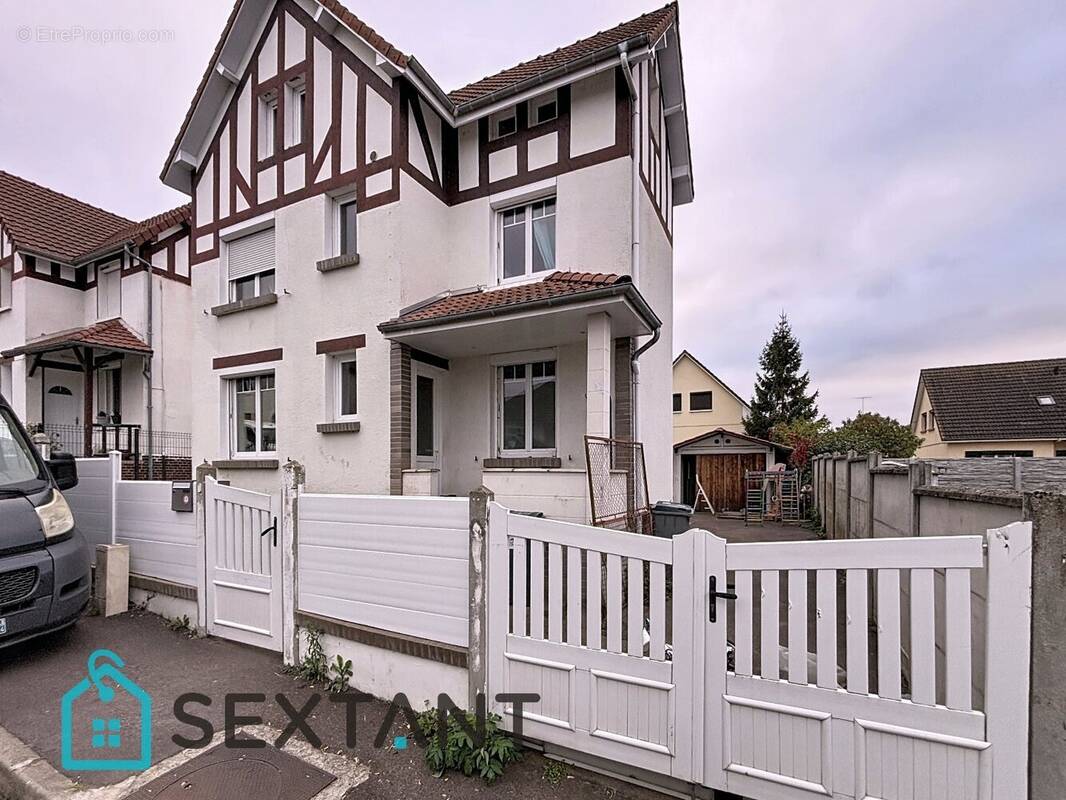 Maison à GRAND-COURONNE