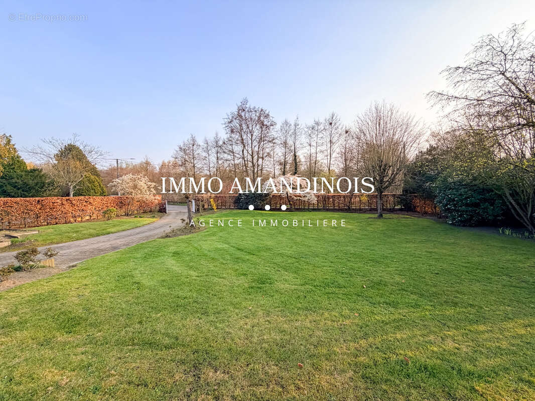 Maison à SAINT-AMAND-LES-EAUX
