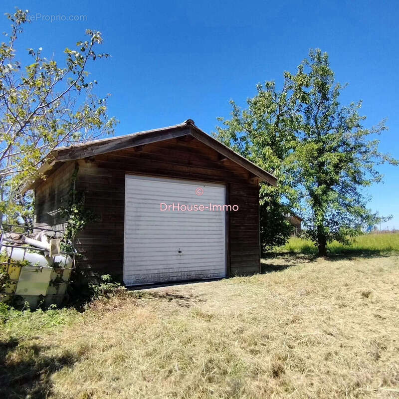 Maison à GAGEAC-ET-ROUILLAC